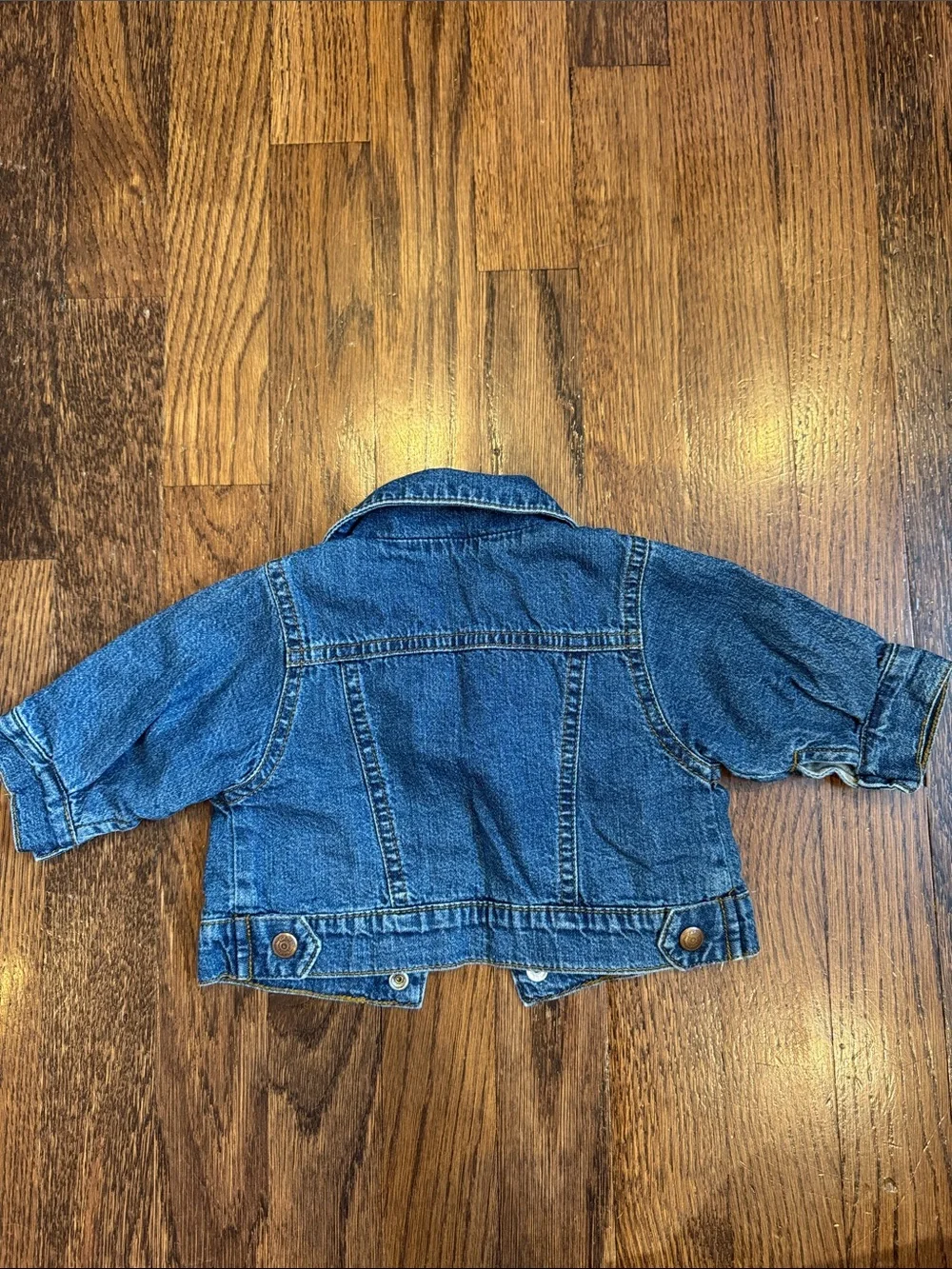 Baby GAP Medium Blue Denim Jacket with Grey Lined Collar size newborn stage 1